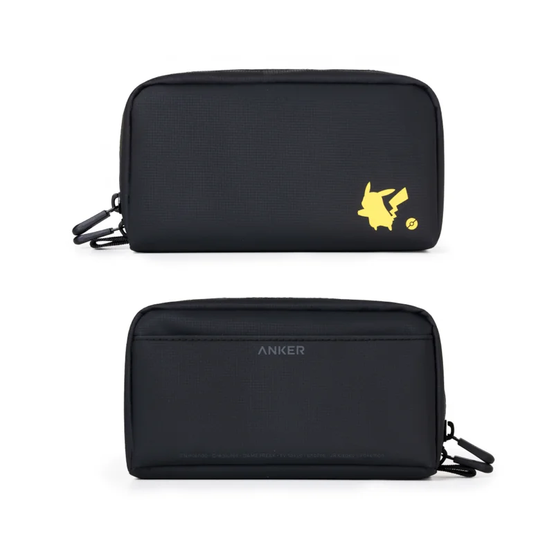 Anker トラベルポーチ ピカチュウモデルの表面(ピカチュウシルエット)と背面ポケット