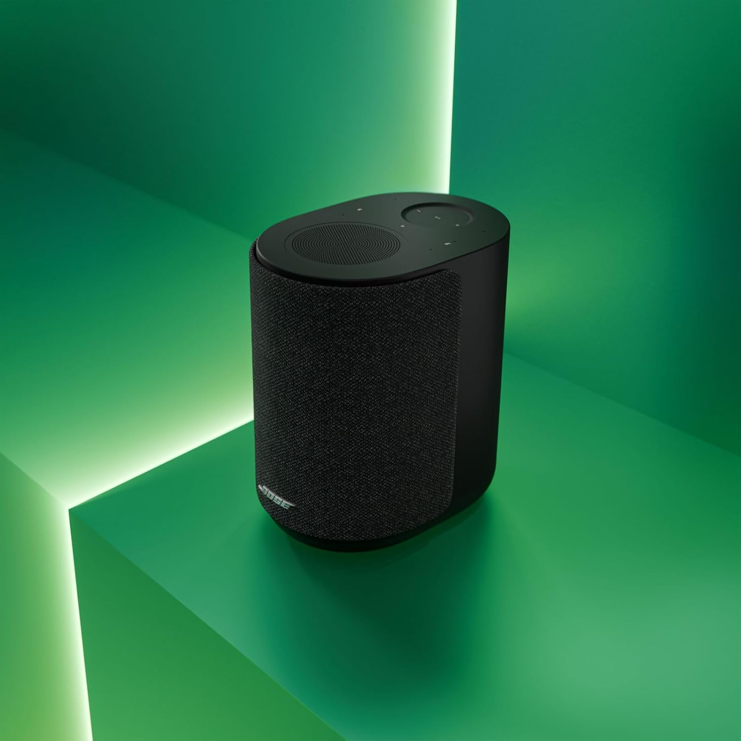 Bose Lifestyle Ultra Speakerはデスクの音環境を変えるか｜HomePod・Sonos Era 100と比較したのアイキャッチ画像